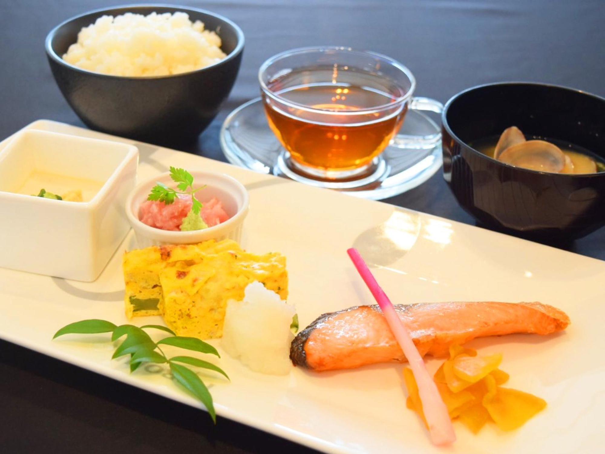 Hotel Royal Garden Kisarazu Buitenkant foto