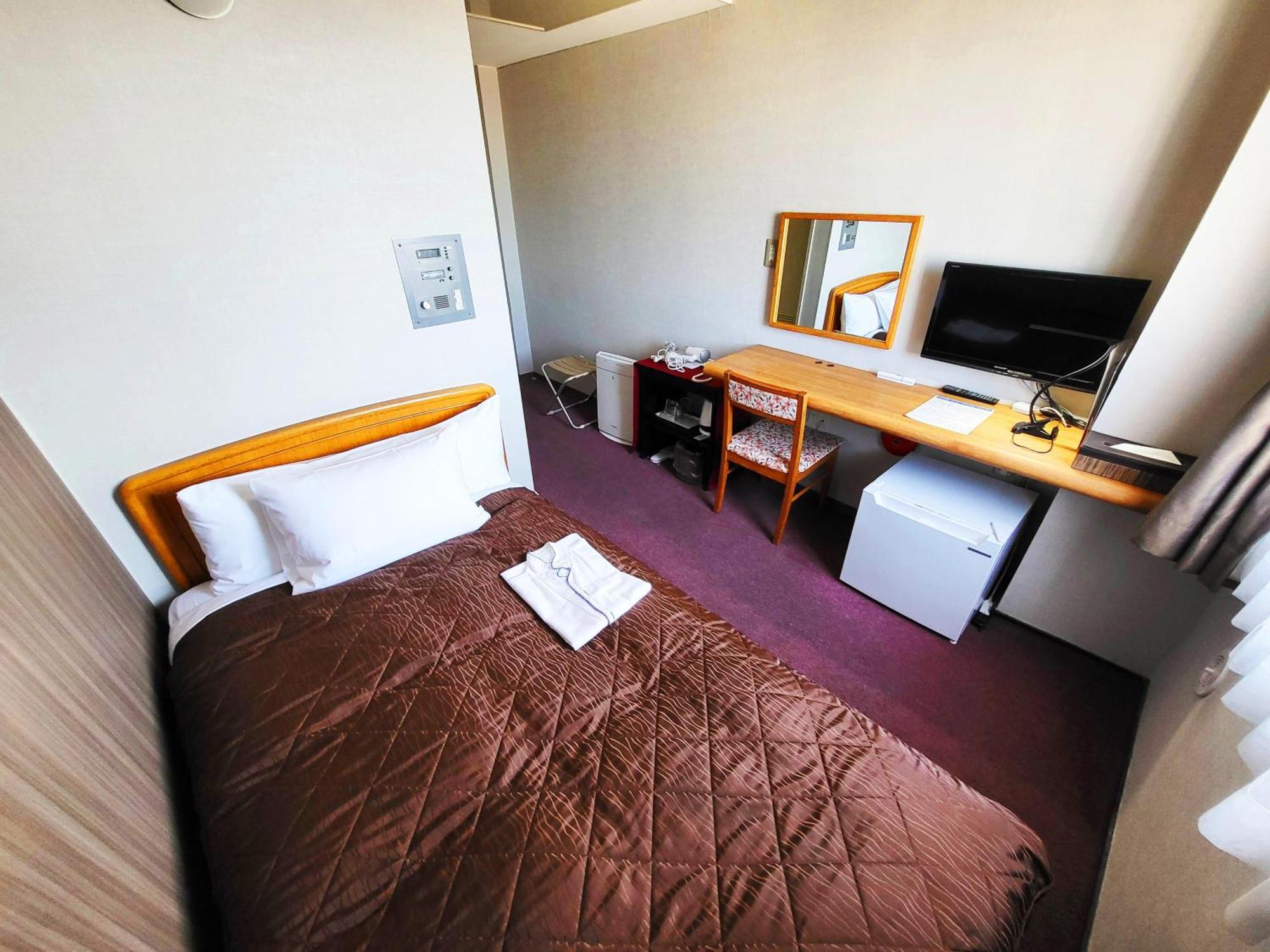 Hotel Royal Garden Kisarazu Buitenkant foto